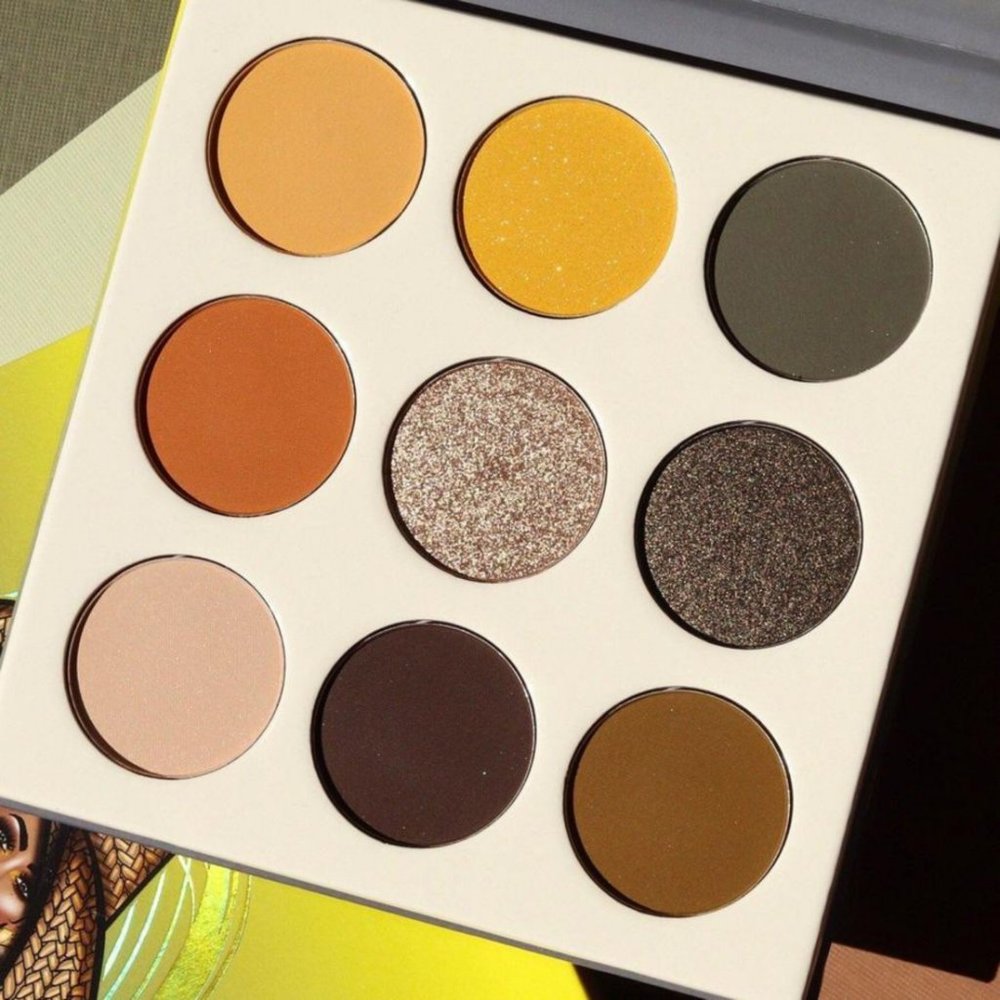 - NEW IN BOX
 Juvia's Nomad Eyeshadow Palette makeup